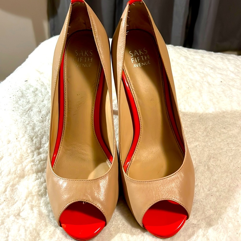 SaksnFifth Avenue, peeptoe pump, nude leather with leather soles women’s size 10